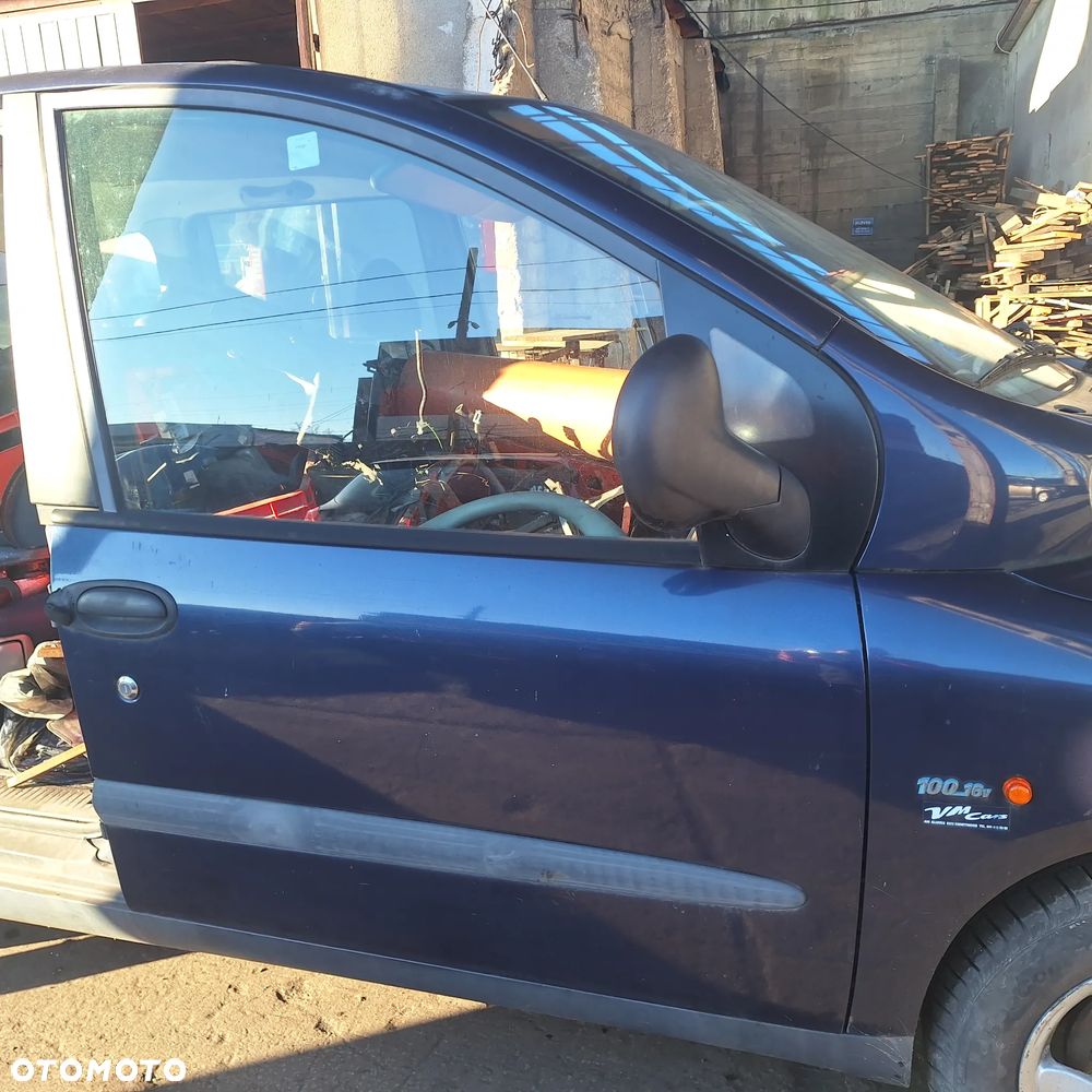 MASKA ZDERZAK DRZWI BLOTNIK LAMPY SZYBA CZESCI MULTIPLA 339/7 - 13