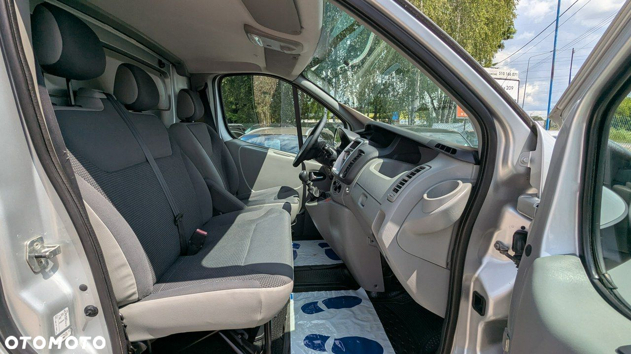 Opel Vivaro - 14