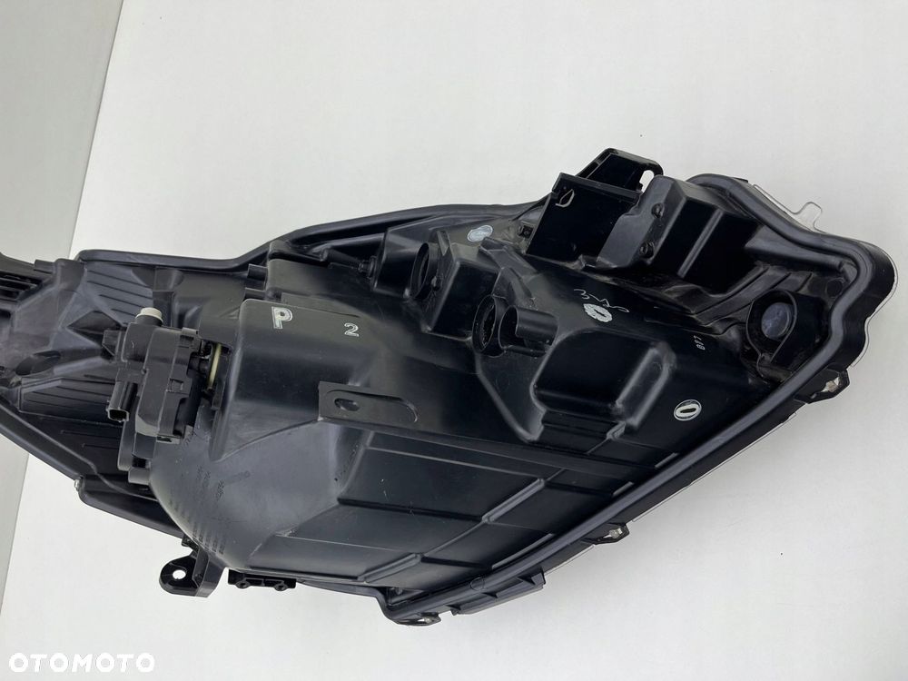 TOYOTA YARIS III LAMPA LEWA PRZÓD EUROPA - 8