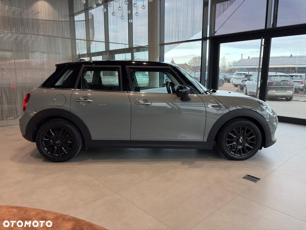 MINI Cooper Classic Trim - 13