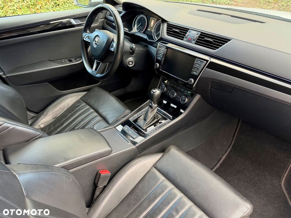 Skoda Superb 1.8 TSI L&K DSG - 14
