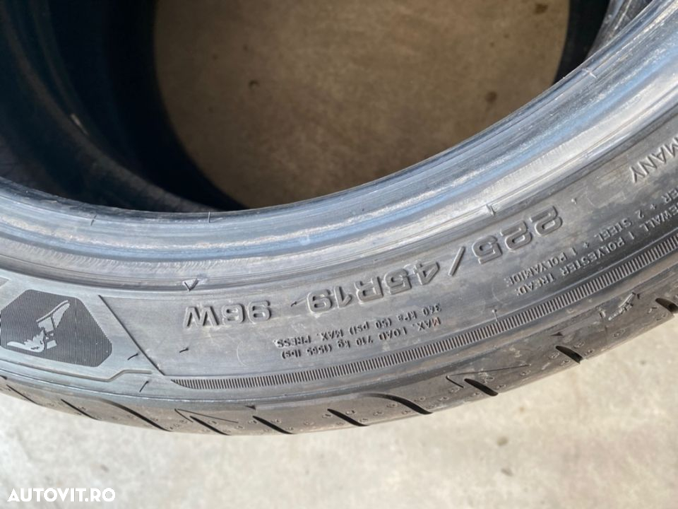 vand 2 anvelope 225/45/19 goodyear de vară runflat ca noi - 3