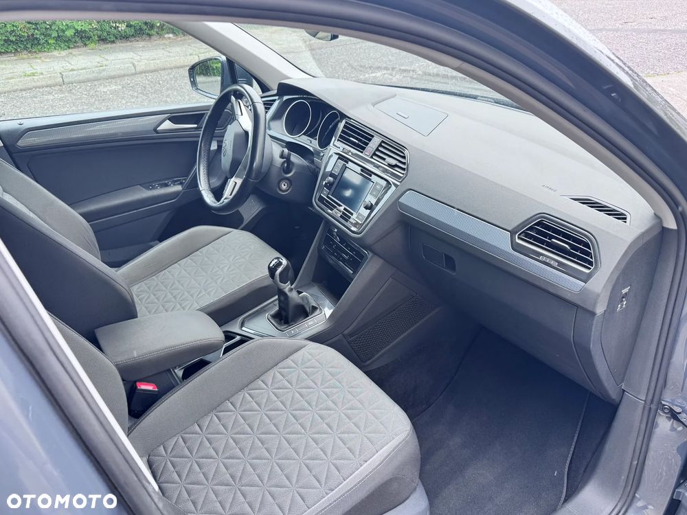 Volkswagen Tiguan 2.0 TDI SCR Life - 17