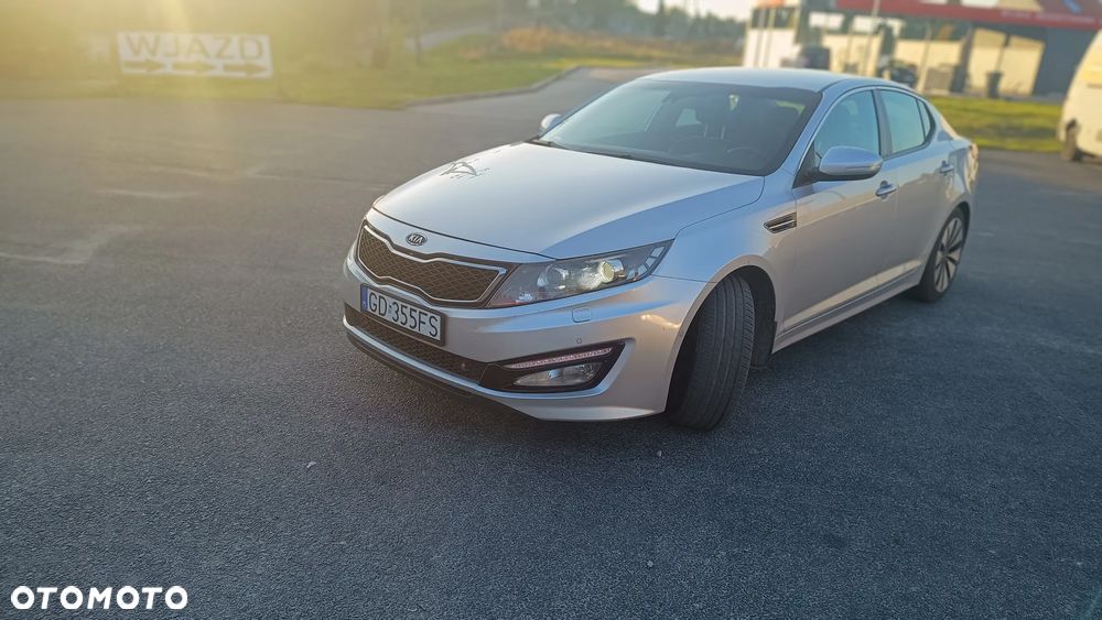 Kia Optima - 11