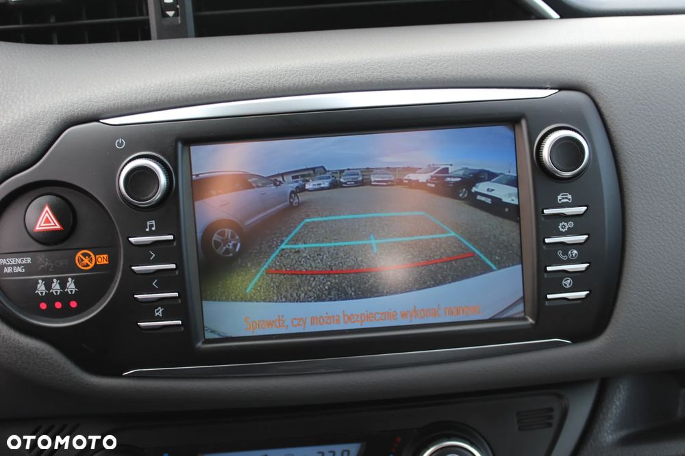 Toyota Yaris - 16