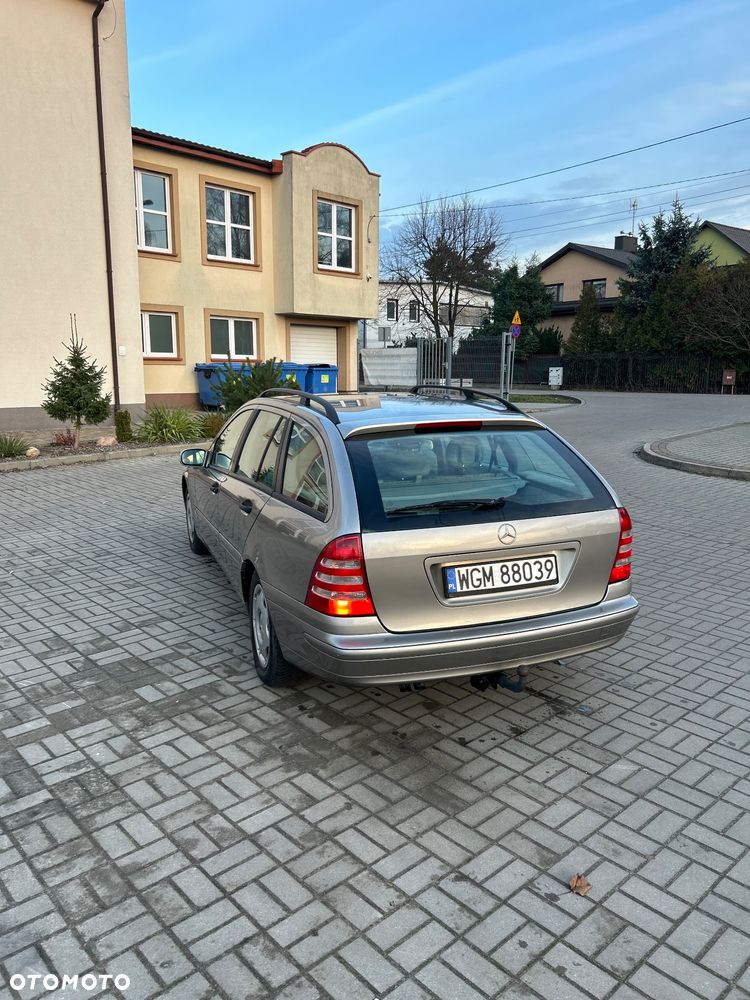 Mercedes-Benz Klasa C 200 T CDI Classic - 6