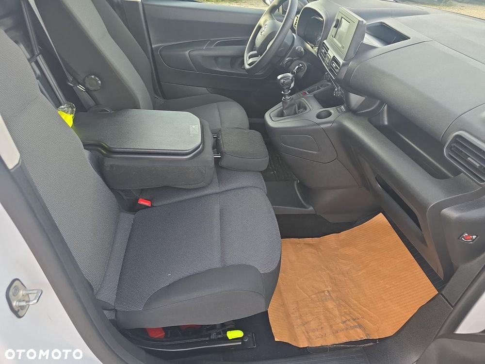 Toyota PROACE CITY - 16