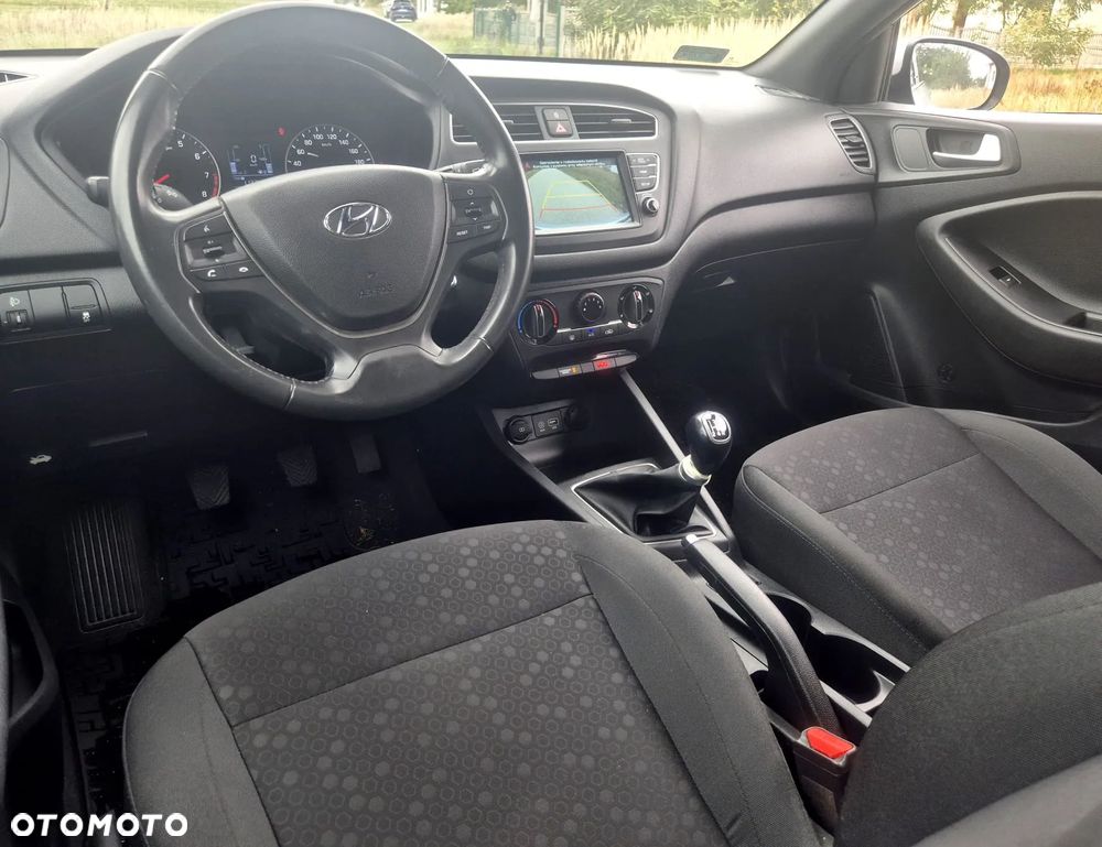 Hyundai i20 1.2 Classic + - 14
