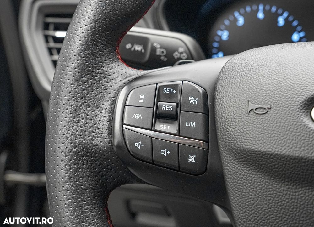 Ford Focus 1.5 EcoBoost ST-Line - 20