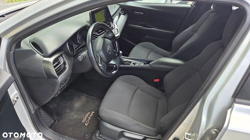 Toyota C-HR Business-Edition - 8