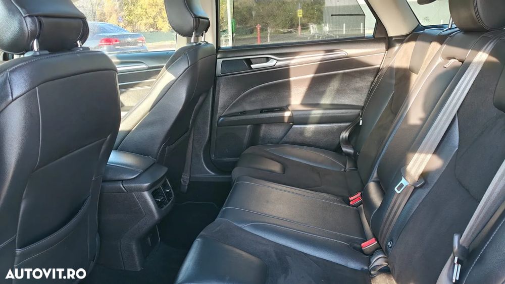 Ford Mondeo 2.0 TDCi Titanium - 22