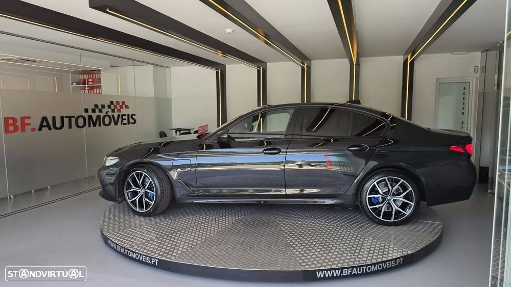 BMW 530 e Pack M - 15