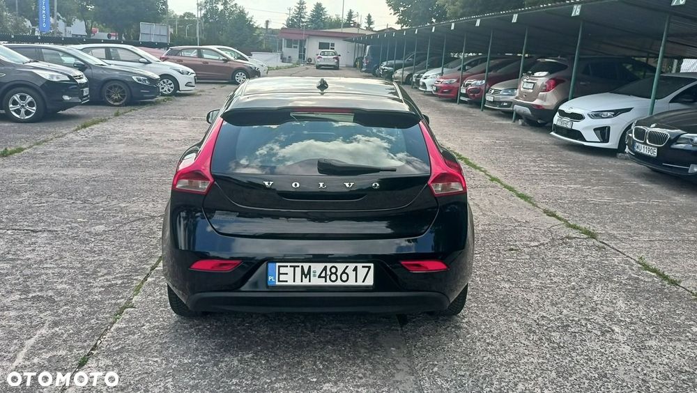 Volvo V40 - 22