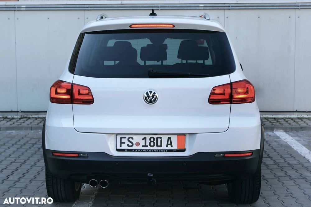 Volkswagen Tiguan 2.0 TDI DPF 4Motion BlueMotion Technology DSG Exclusive - 22