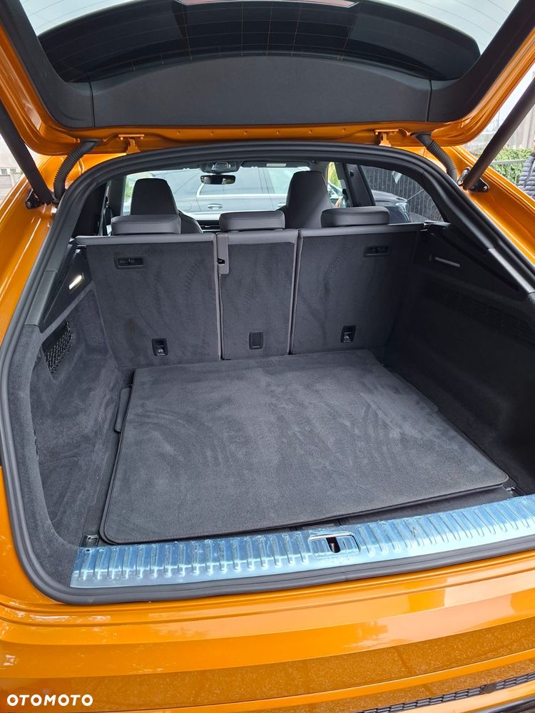 Audi Q8 - 11