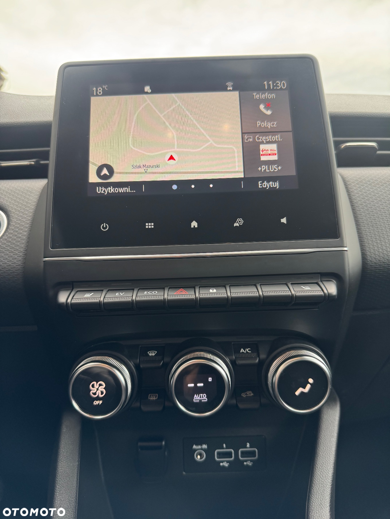 Renault Clio E-TECH Hybrid 140 BUSINESS EDITION - 23