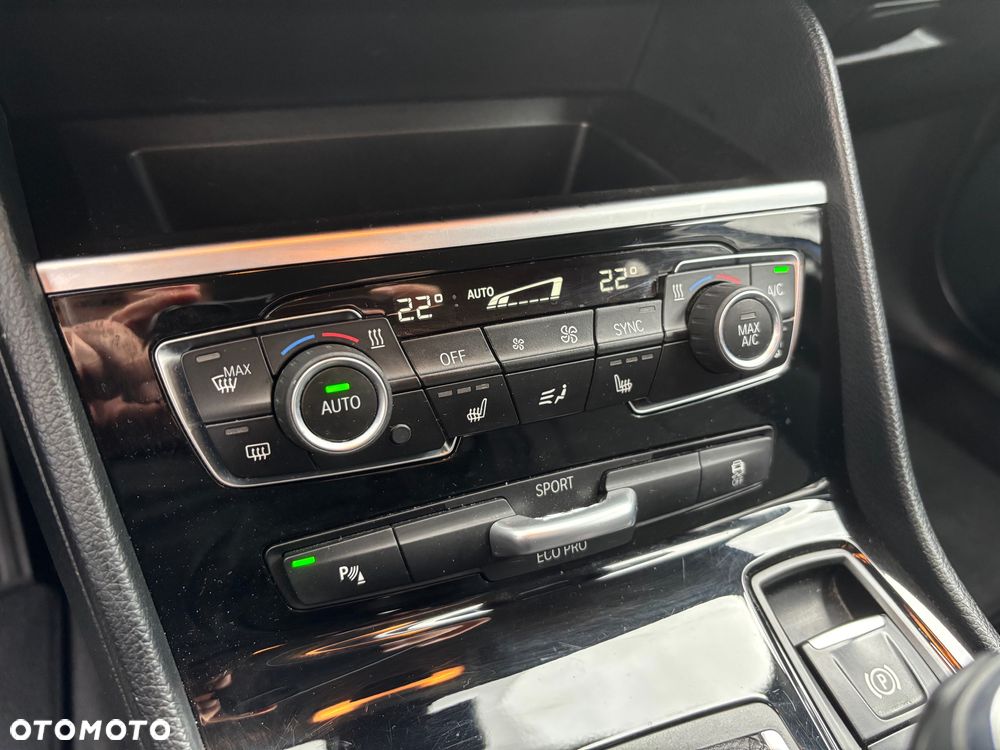 BMW Seria 2 218d Sport-Aut Advantage - 19