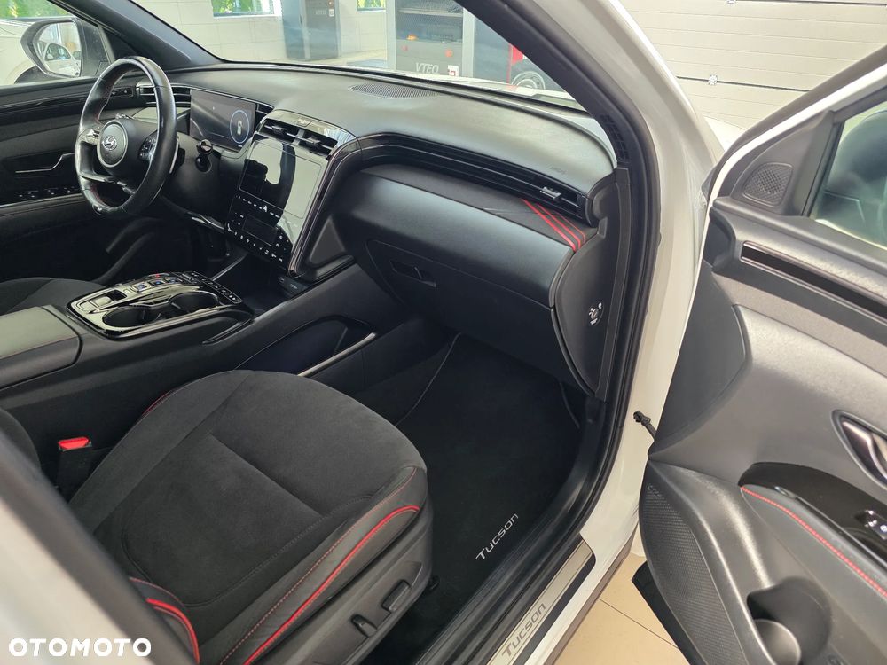 Hyundai Tucson 1.6 CRDi 48V-Hybrid 2WD DCT N Line - 23