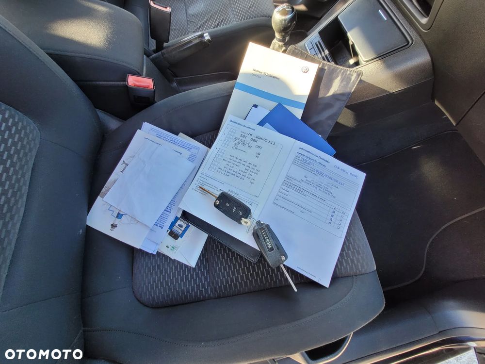 Volkswagen Golf 1.6 TDI BlueMotion Technology Comfortline - 8