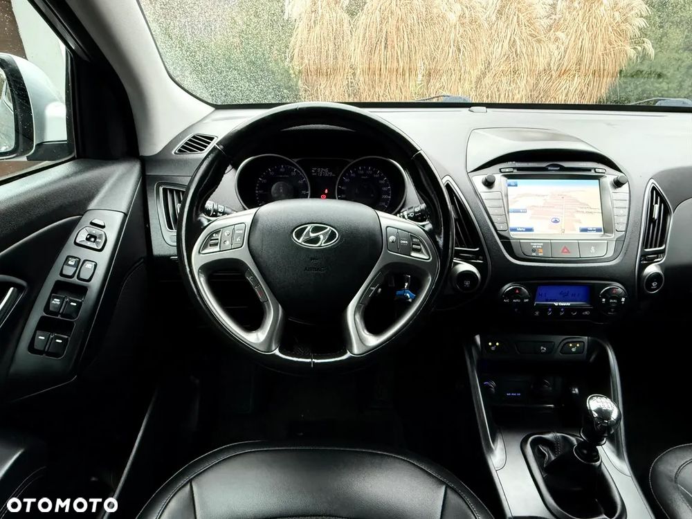 Hyundai ix35 blue 1.6 2WD Finale Gold - 20