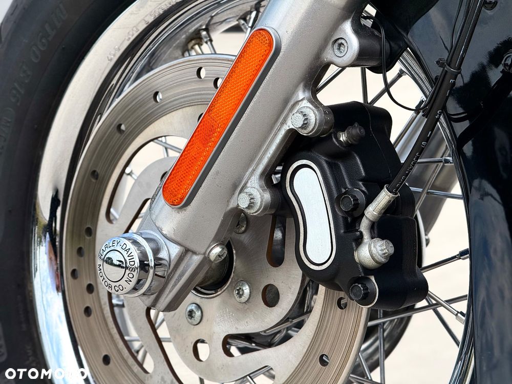 Harley-Davidson Softail Heritage Classic - 38