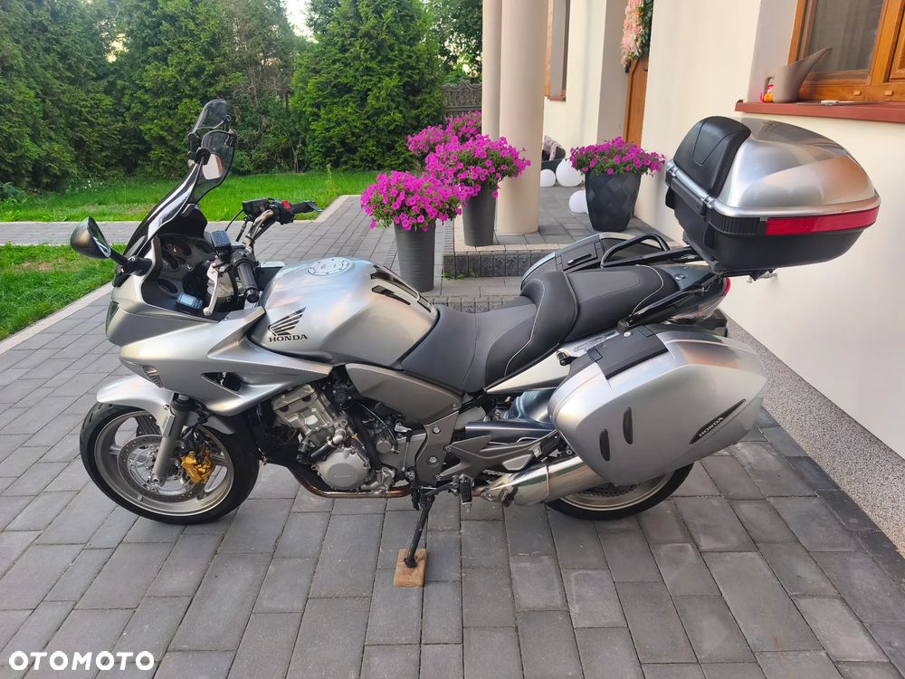 Honda CBF - 7