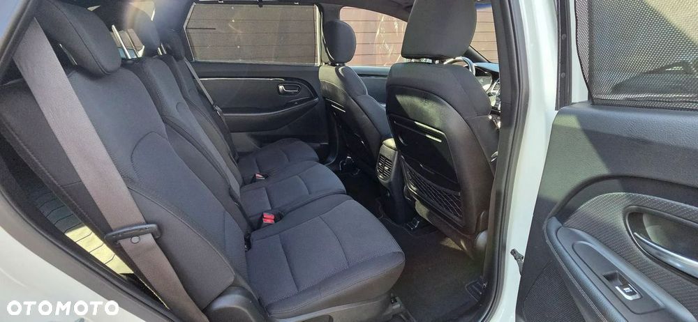 Kia Carens 1.7 CRDi Edition 7 - 19