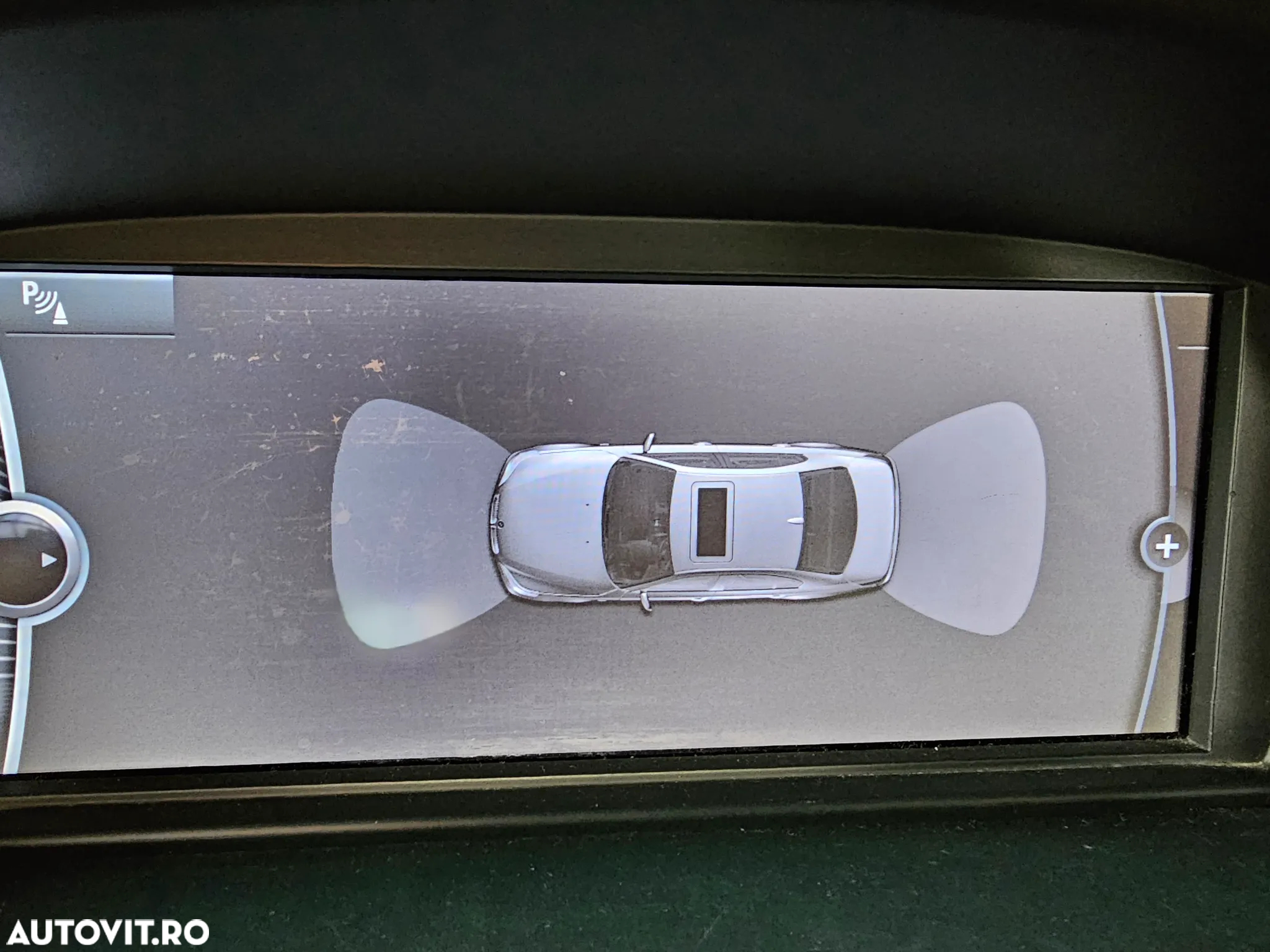 BMW Seria 5 520d - 24