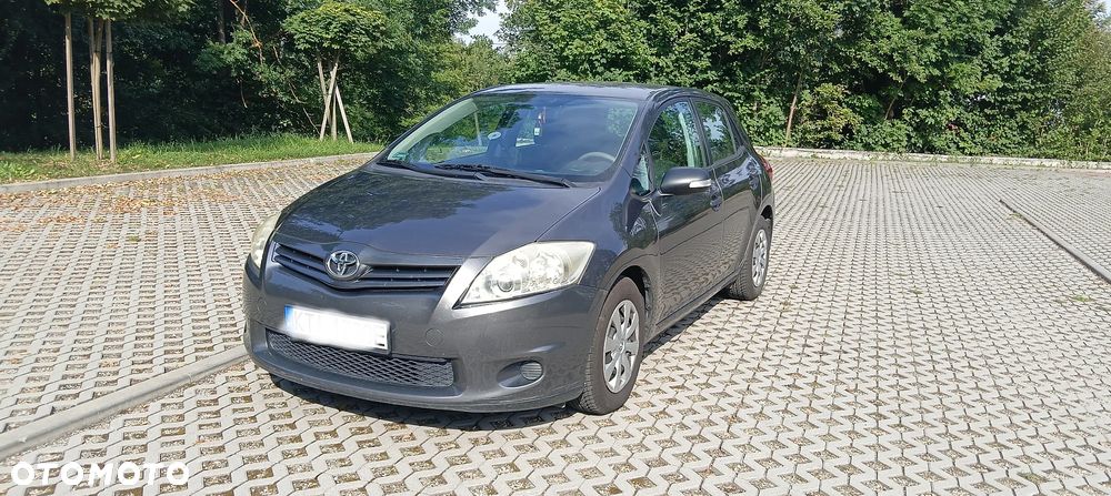 Toyota Auris 1.33 VVT-i Business Edition - 3