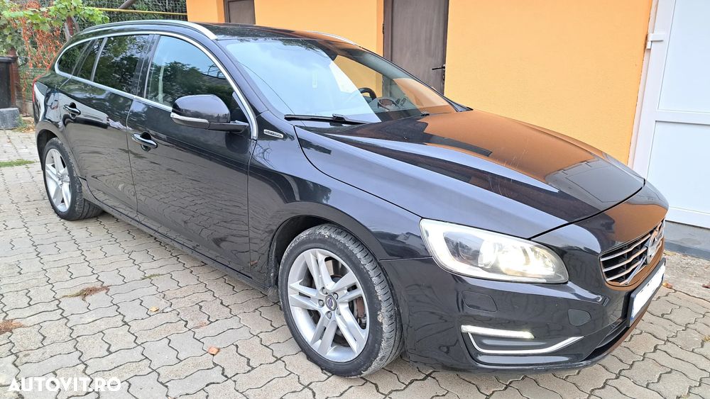 Volvo V60 D6 Plug-In-Hybrid AWD Geartronic Summum - 5