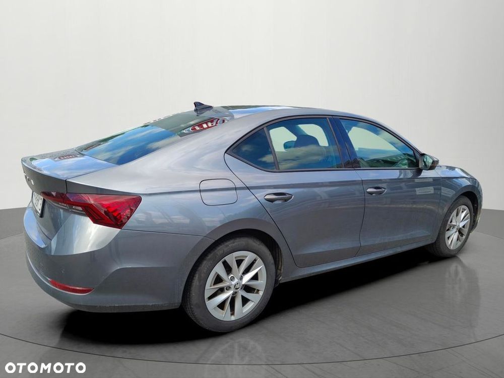 Skoda Octavia 1.5 TSI ACT Ambition - 4