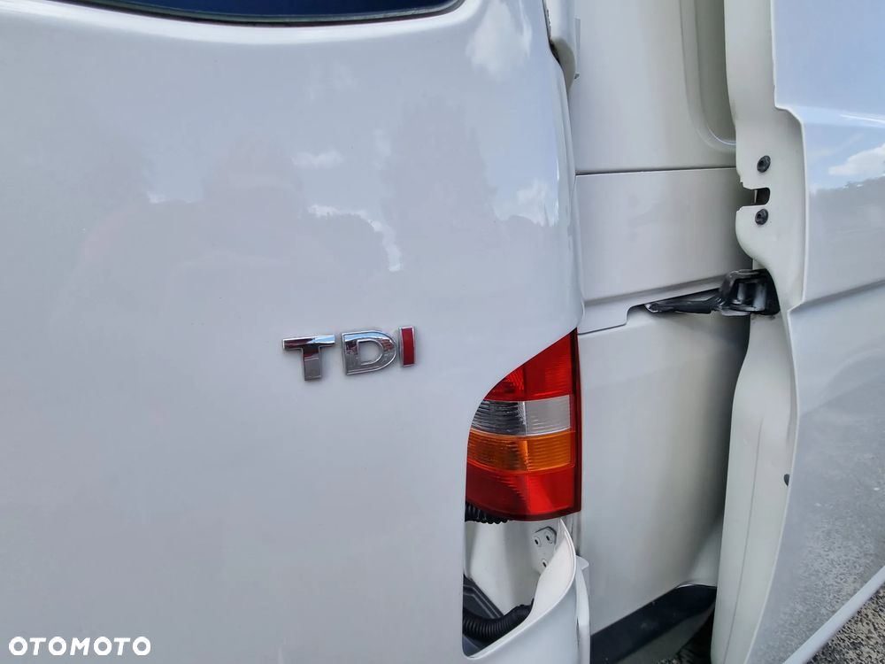 Volkswagen T5 - 24