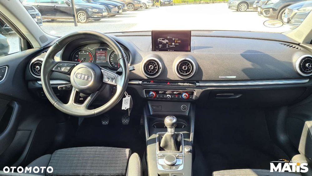 Audi A3 Sportback - 4