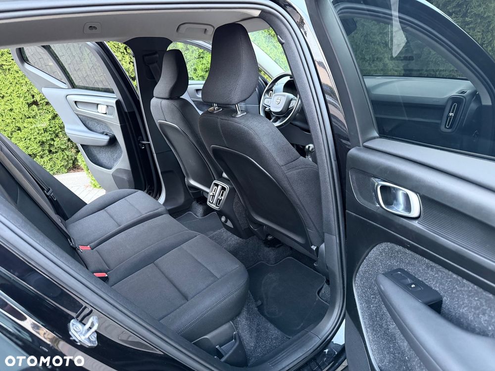 Volvo XC 40 T3 - 25