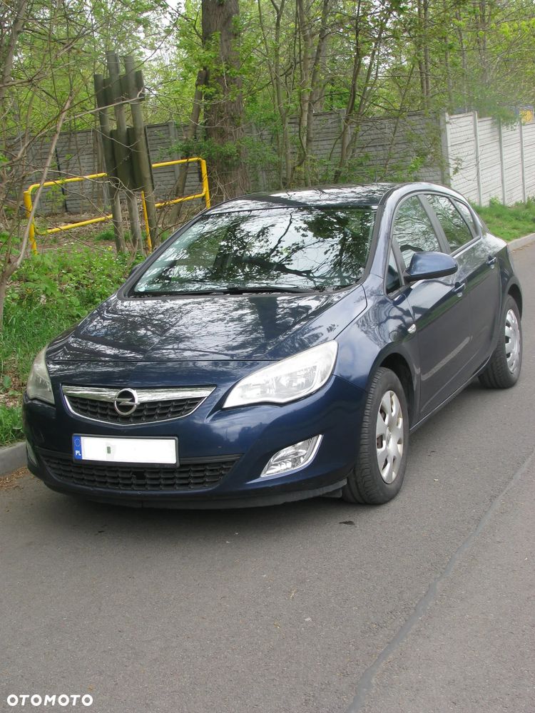 Opel Astra 1.7 CDTI Enjoy - 1