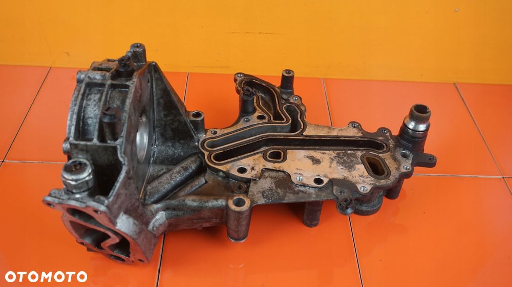 ZAFIRA C INSIGNIA 2.0 CDTI 17r 170KM B20DTH podstawa chlodniczki oleju - 1