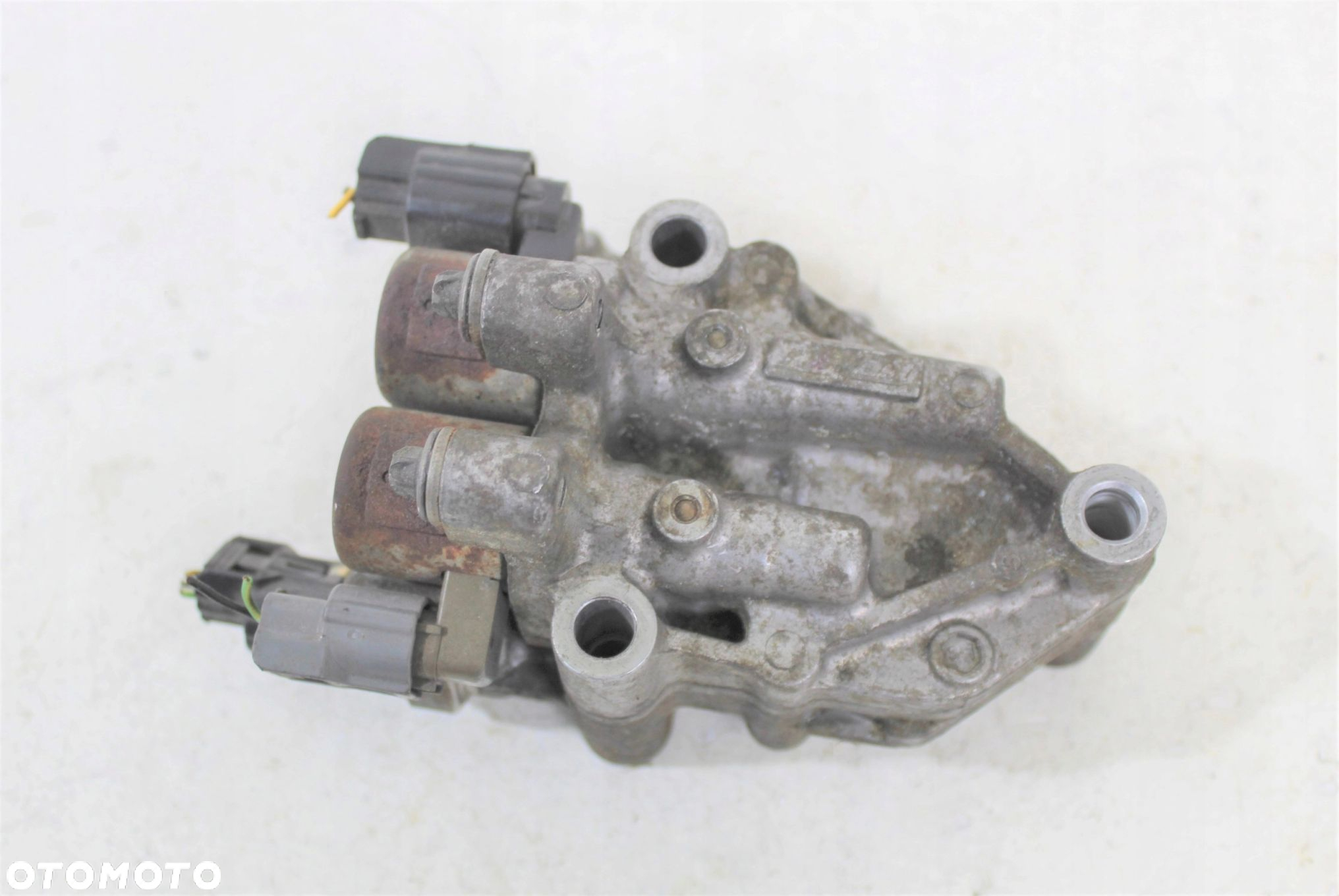 ZAWÓR FAZ ROZRZĄDU VTEC HONDA CIVIC VIII 1.3B - 2