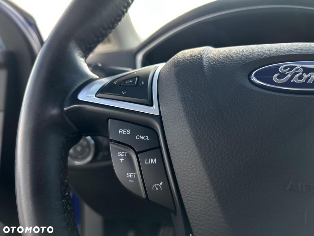 Ford Mondeo - 21