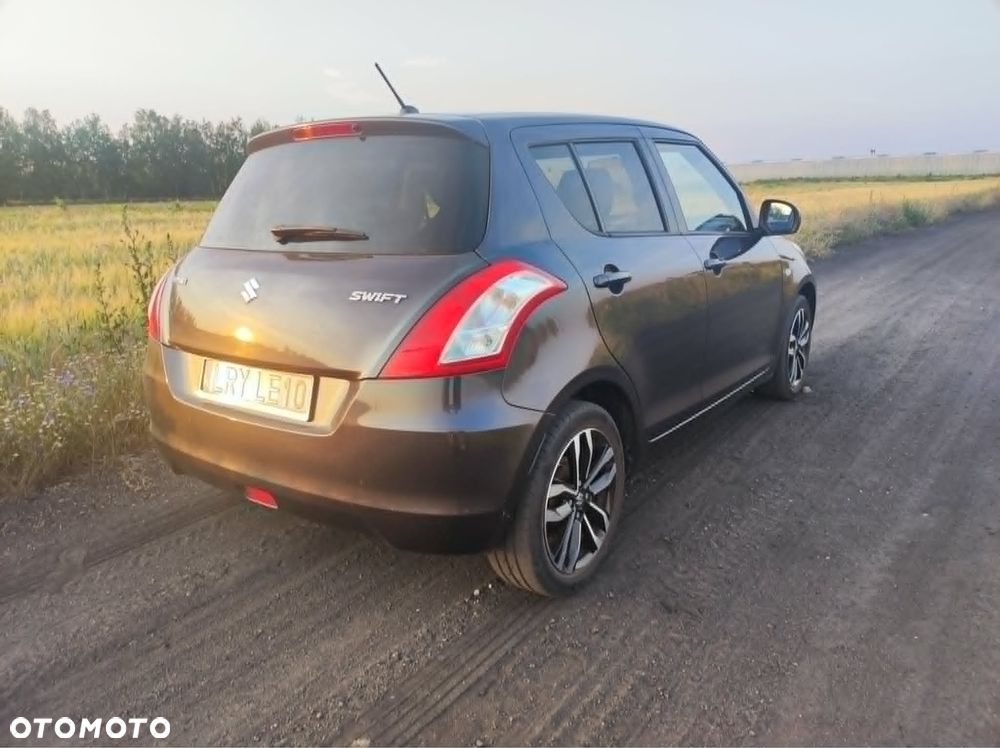 Suzuki Swift 1.2 Premium - 11