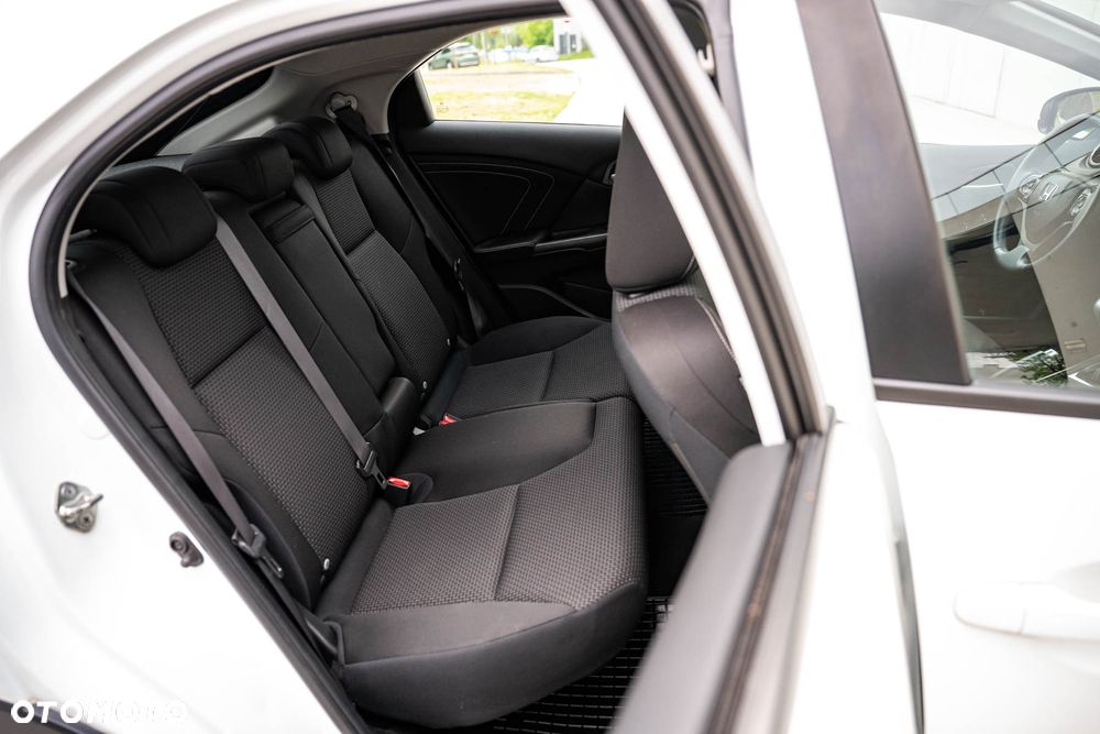 Honda Civic 1.4 Sport - 26