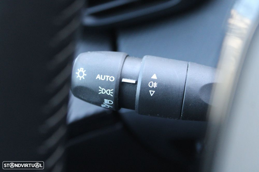 Peugeot 2008 PureTech 100 Stop&Start Active Pack - 22