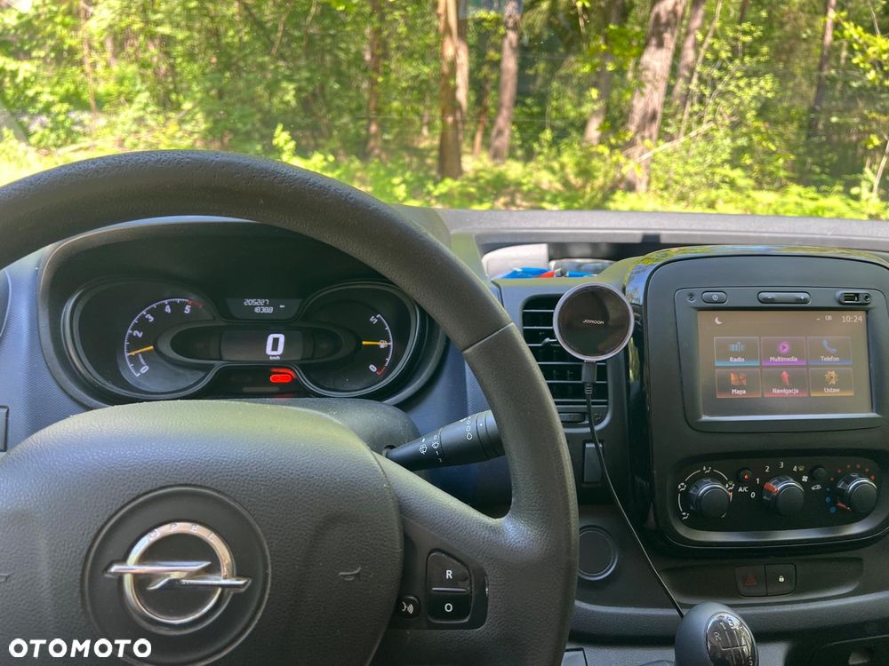Opel Vivaro - 9