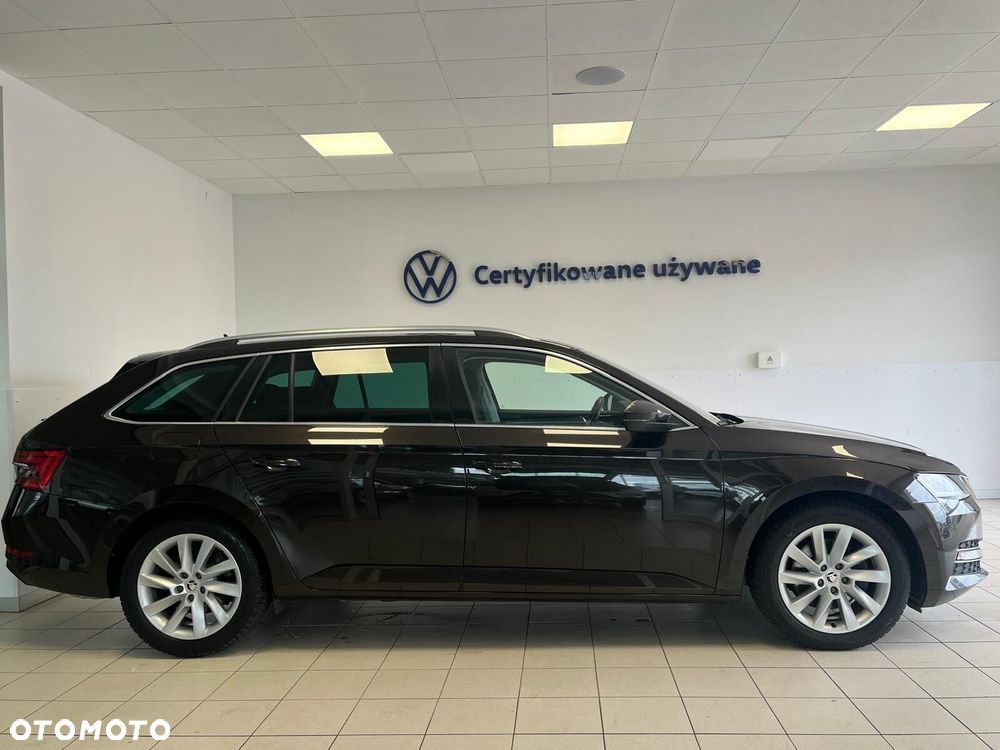 Skoda Superb 2.0 TSI DSG Style - 5