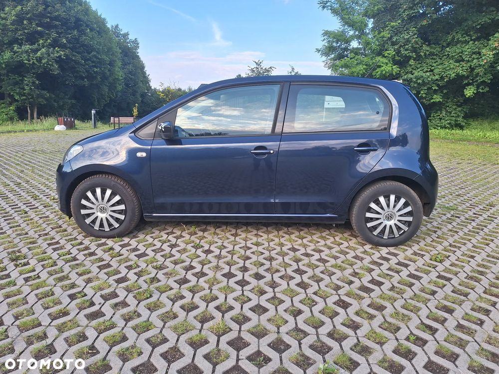 Volkswagen up! United - 29