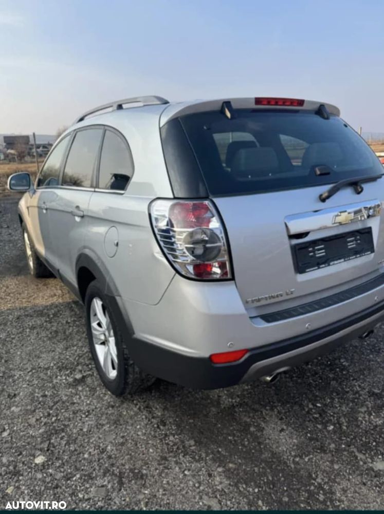 Chevrolet Captiva 2.0 4WD 7 Sitzer Automatik LT Exclusive - 3