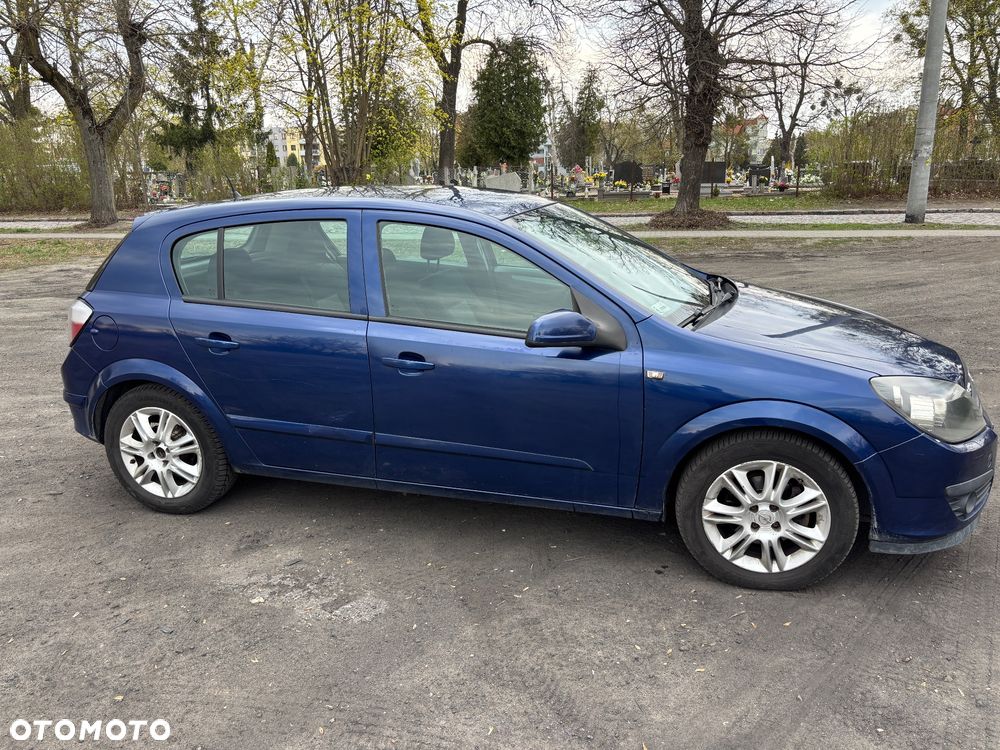 Opel Astra 1.6 Enjoy - 4