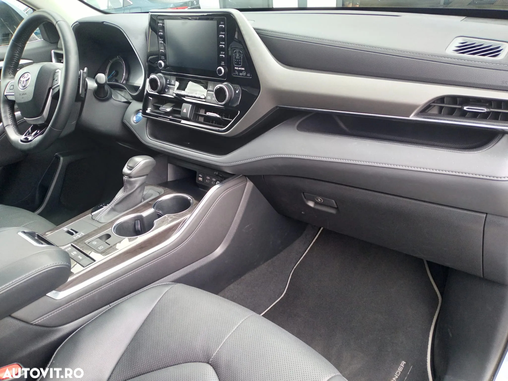 Toyota Highlander 2.5 L Hybrid Dynamic Force 248CP Executive Pearly - 6