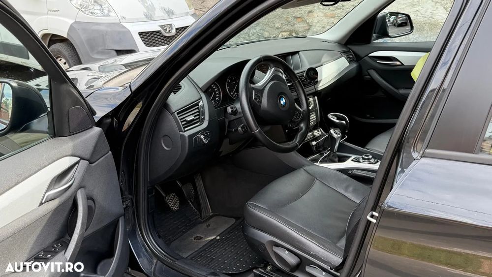BMW X1 xDrive18d - 8