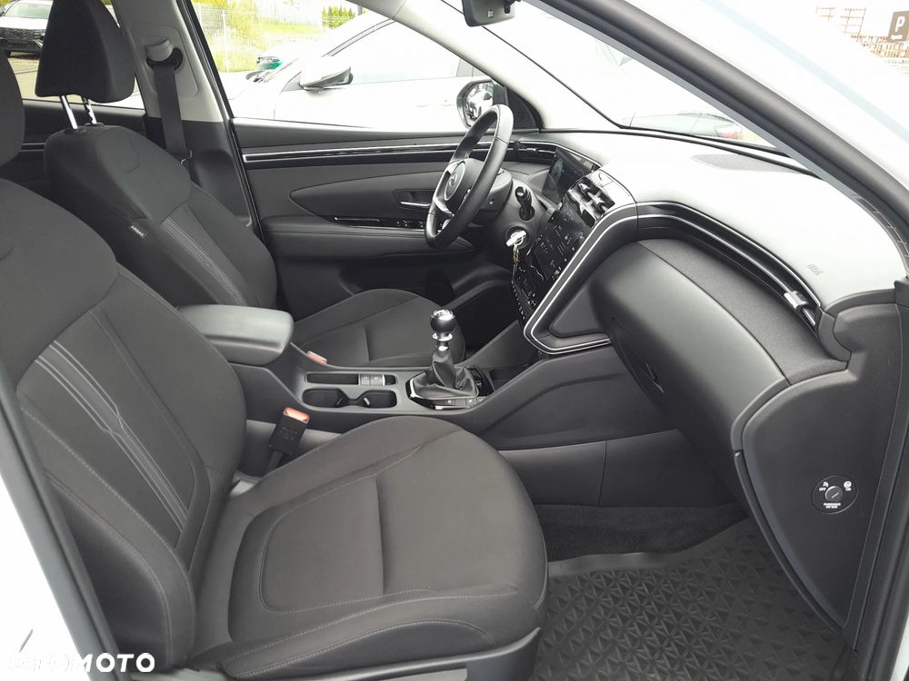 Hyundai Tucson 1.6 T-GDi Smart 2WD - 23