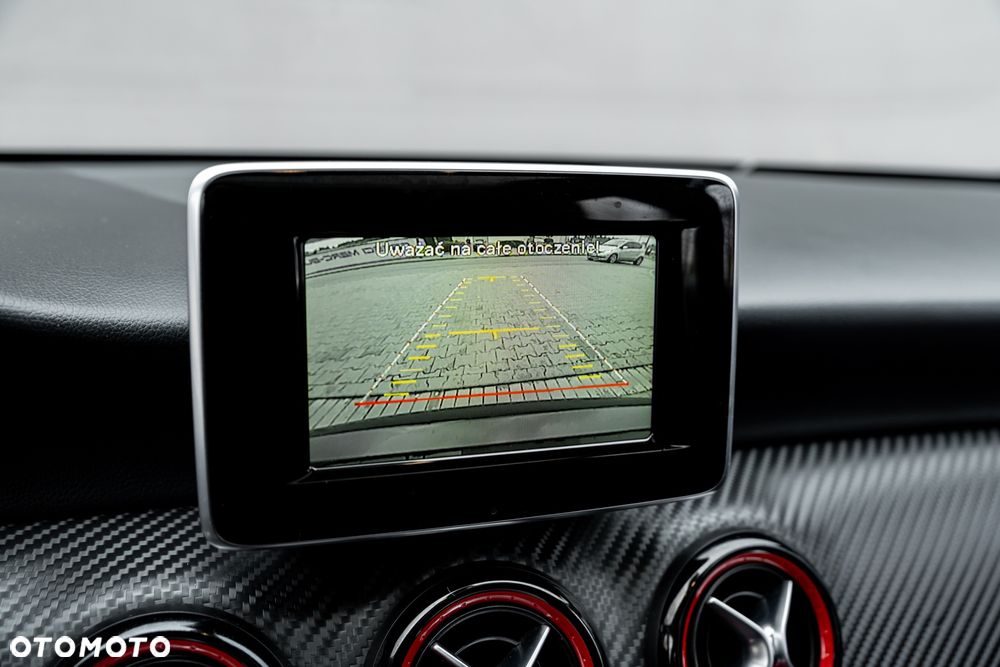 Mercedes-Benz Klasa A 45 AMG 4-Matic - 32